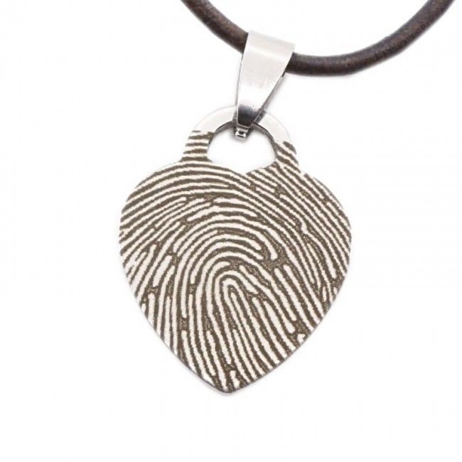 Rememberance Herz-Halskette - Fingerabdruck-Schmuck - Personalisierte Anhänger-Halskette Rememberance Herz-Halskette - Fingerabdruck-Schmuck - Personalisierte Anhänger-Halskette von 4him2com