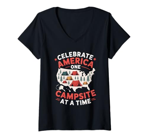 Damen Feiern Sie Amerika einen Campingplatz nach dem Anderen, 4. Juli Camping T-Shirt mit V-Ausschnitt Damen Feiern Sie Amerika einen Campingplatz nach dem Anderen, 4. Juli Camping T-Shirt mit V-Ausschnitt von 4th of July Camping Independence Day Camping