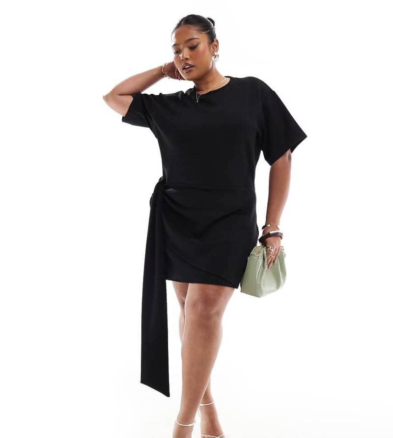 4th & Reckless Plus - Minikleid in Schwarz mit Drapierung von 4th & Reckless Plus