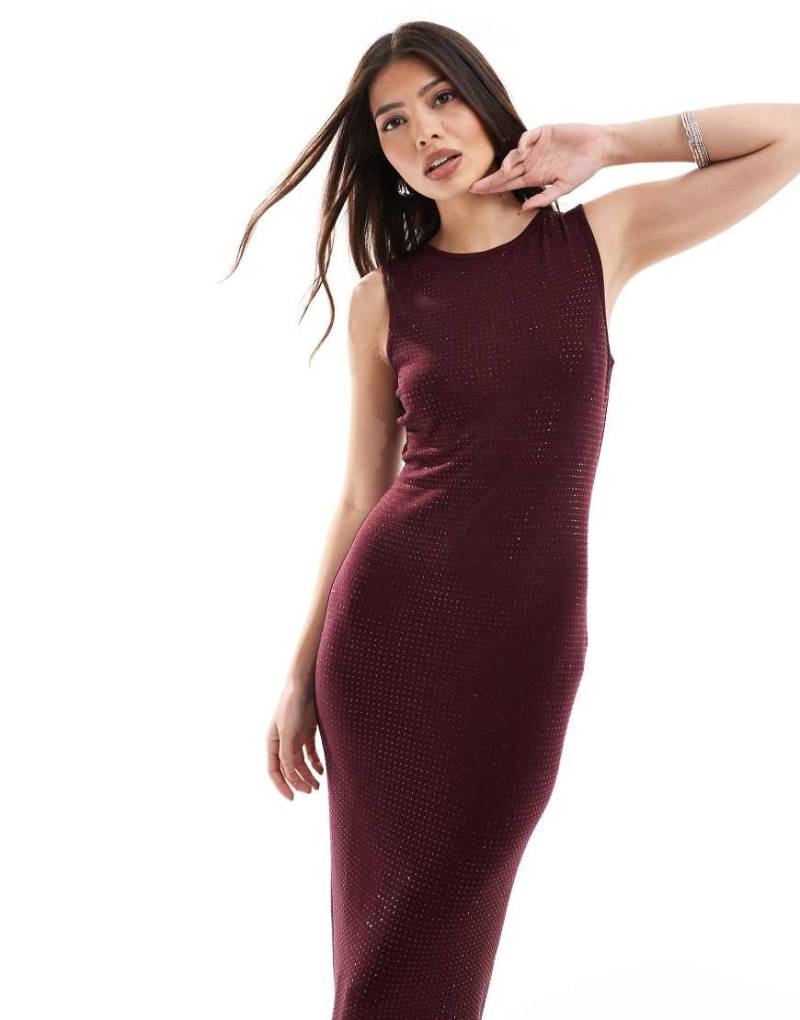 4th & Reckless - Ärmelloses Midaxi-Kleid in Burgunderrot mit ganzflächigem Strassbesatz von 4th & Reckless