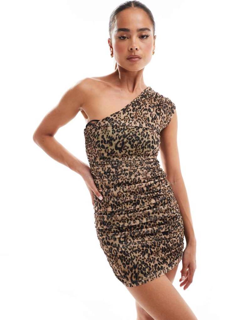 4th & Reckless - Gerafftes Netzstoff-Maxikleid mit Leopardenmuster und One-Shoulder-Träger-Bunt von 4th & Reckless