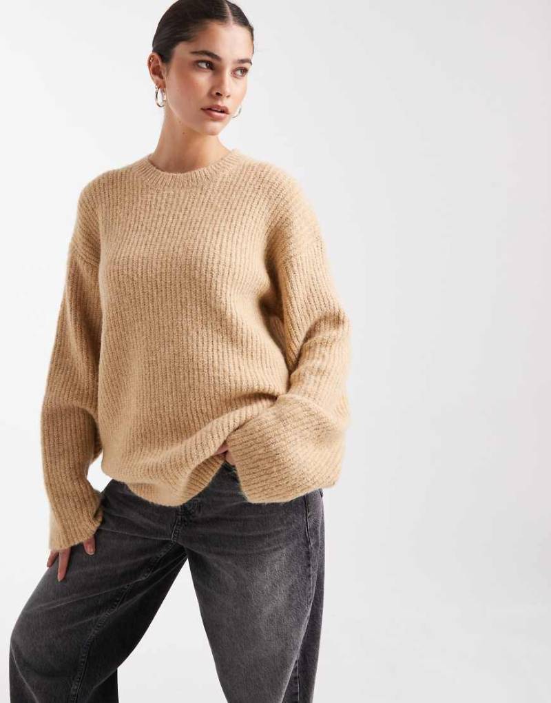 4th & Reckless - Gerippter Oversize-Pullover in Camel mit Wolloptik und weiten Ärmeln-Neutral von 4th & Reckless