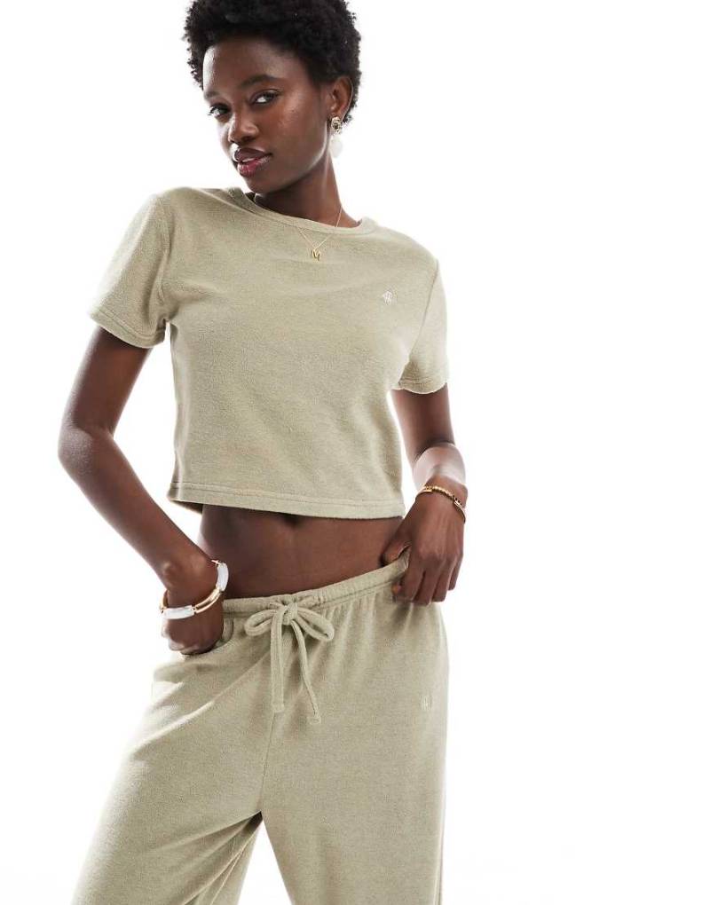 4th & Reckless - Gestreiftes T-Shirt aus Frottee in Pistaziengrün mit aufgesticktem Logo, Kombiteil von 4th & Reckless