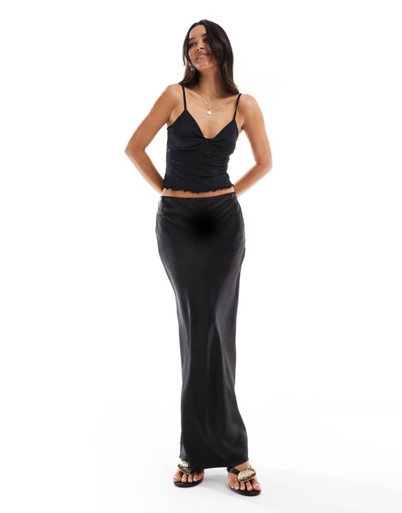 4th & Reckless - Maxirock aus Satin in Schwarz mit geradem Schnitt von 4th & Reckless
