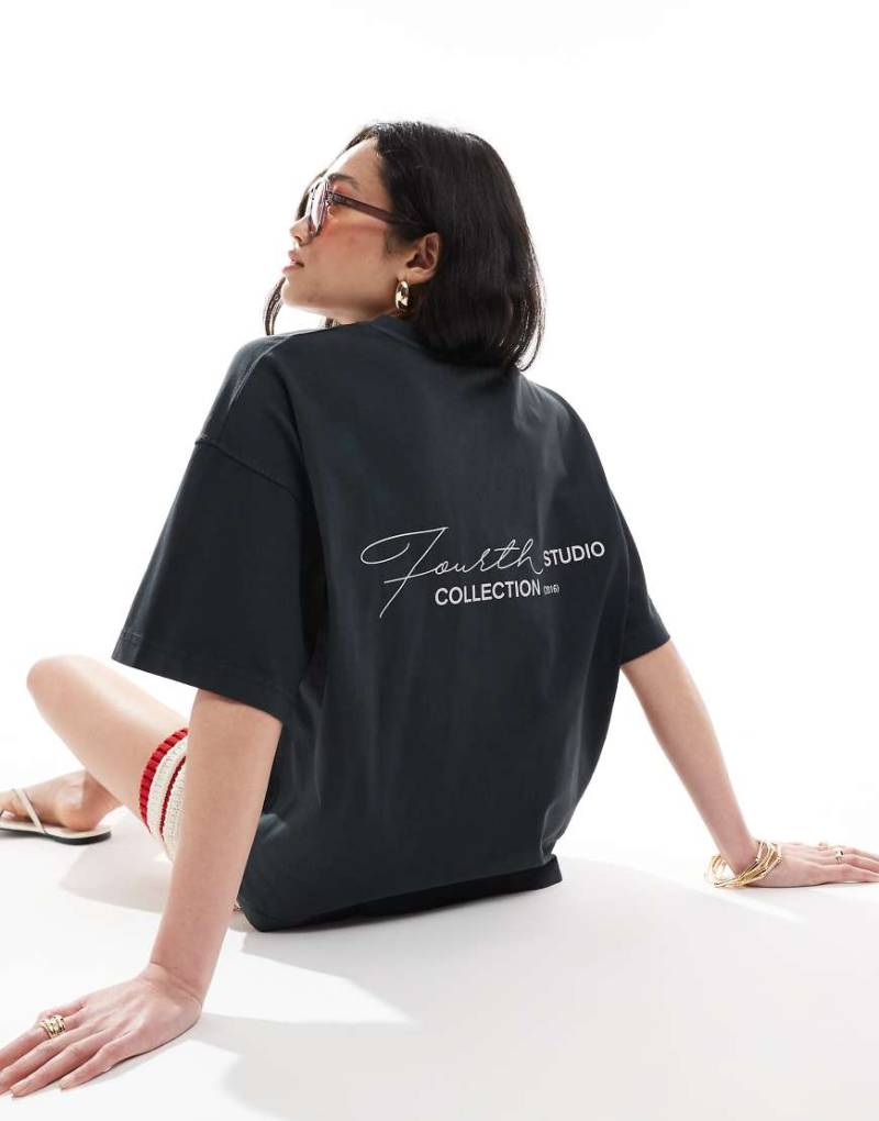 4th & Reckless - Oversize-T-Shirt mit Rückenprint in Anthrazit-Acid-Waschung-Grau von 4th & Reckless