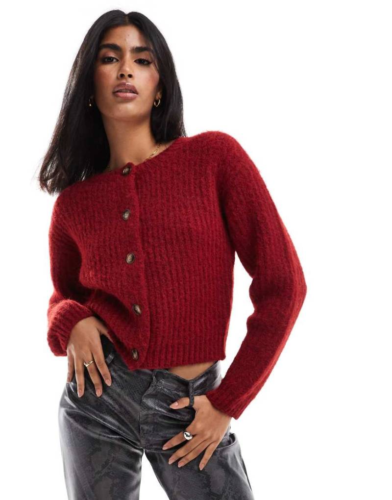 4th & Reckless - Strickjacke in Rot mit Knopfleiste von 4th & Reckless