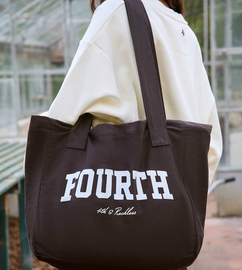 4th & Reckless - Tragetasche in Schokobraun mit „Fourth"-Logo-Brown von 4th & Reckless