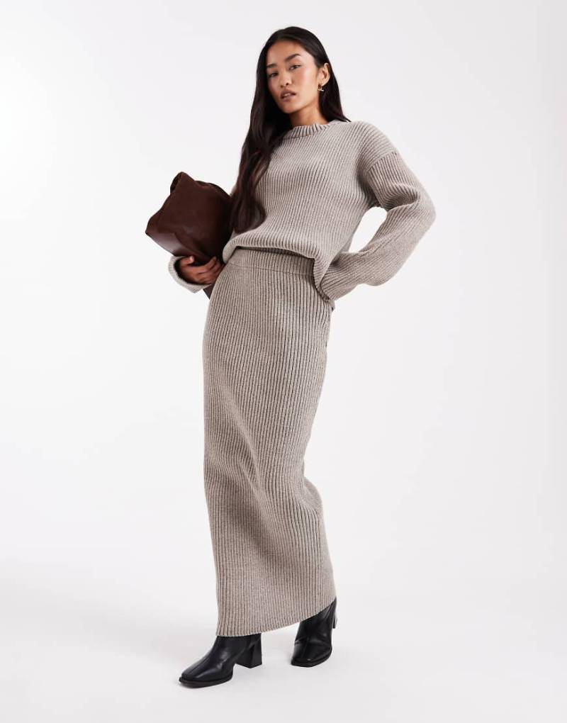 4th & Reckless - Weicher, gerippter Strickpullover in Haferbeige mit Rundhalsausschnitt, Kombiteil-Neutral 4th & Reckless - Weicher, gerippter Strickpullover in Haferbeige mit Rundhalsausschnitt, Kombiteil-Neutral von 4th & Reckless