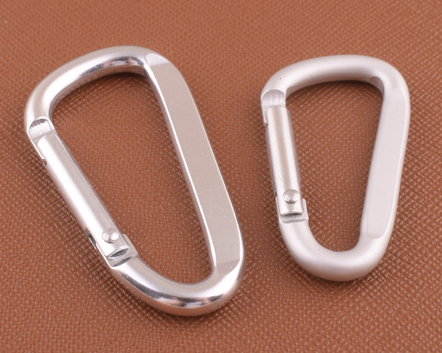 Silber Karabiner Aluminium Schlüsselanhänger Haken Verschluss von 5AHachiHouses