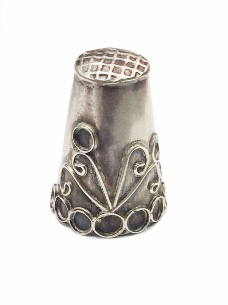 Fingerhut Aus 925Er Silber Mit Aufwendigem Design von 5goldenthings