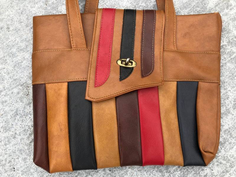 Retro-1970Er Jahre Faux Leder Geldbörse Retro-1970Er Jahre Faux Leder Geldbörse von 60WattVintage