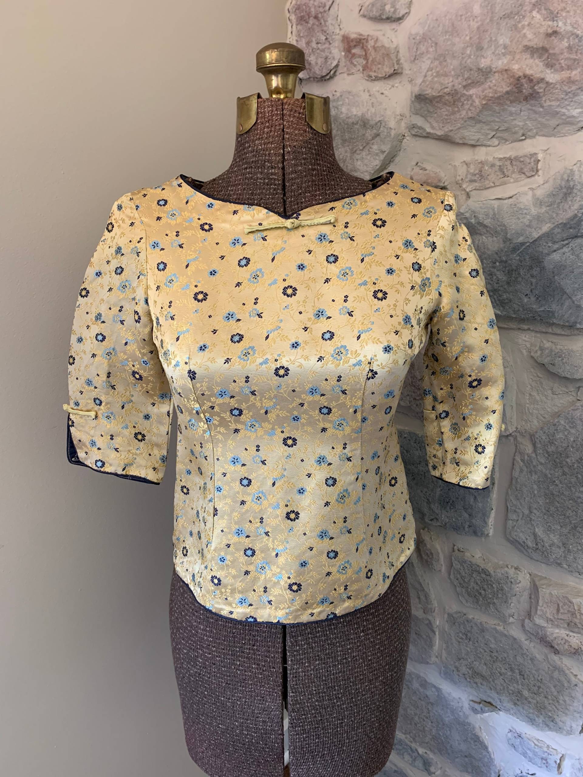 Vintage Asiatisch Inspiriertes Damen Shirt von 630VintageCo