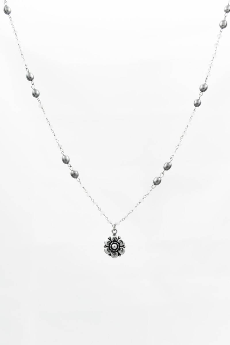 sterling Silber Halskette, Halbedelstein Perlenstrang, 40cm, Blumenmotiv sterling Silber Halskette, Halbedelstein Perlenstrang, 40cm, Blumenmotiv von 6XSterling