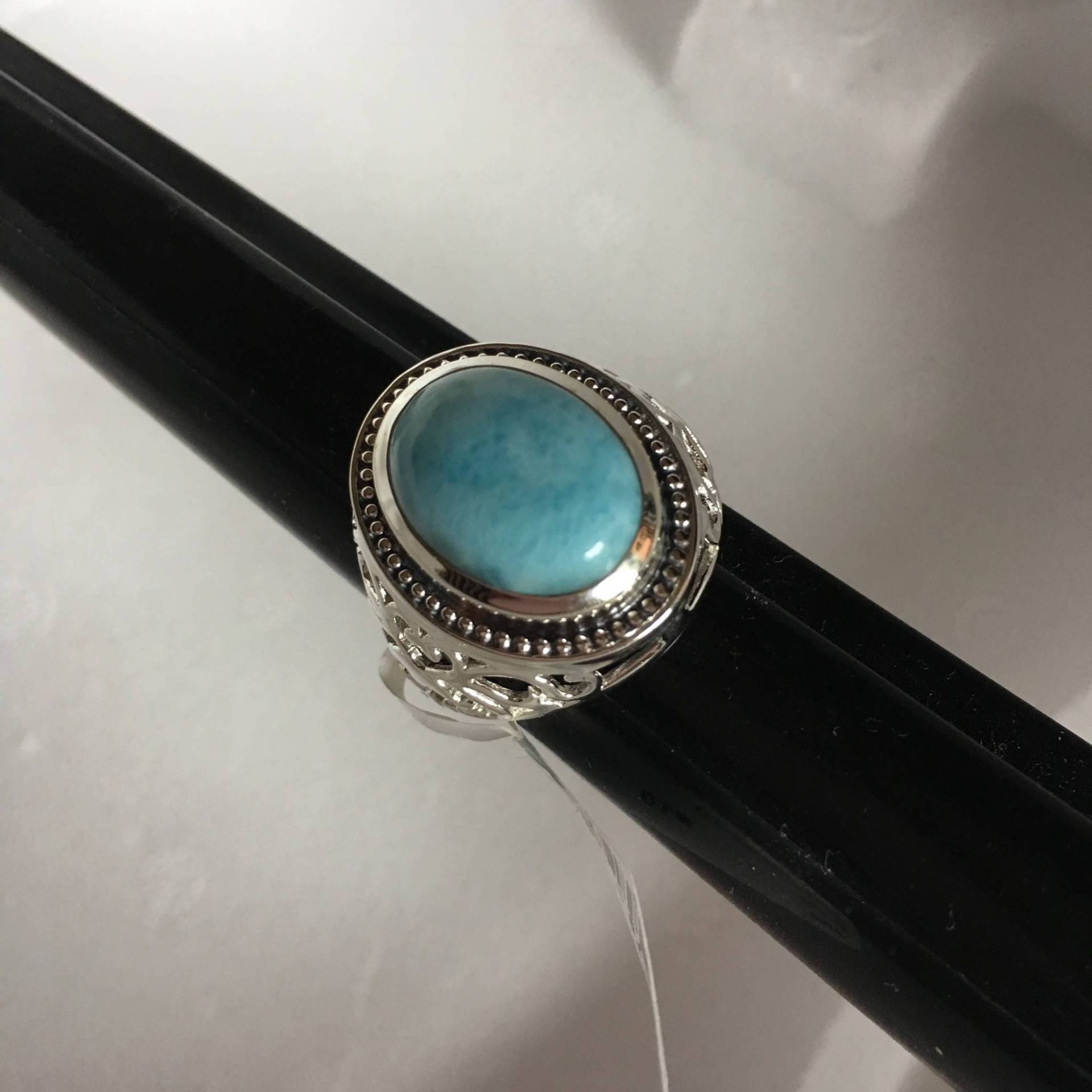 Larimar Ring Blauer Stein Sterling .925 Silber Geschnitzt Seitlich Geschnitzt Größe8, 9 Larimar Ring Blauer Stein Sterling .925 Silber Geschnitzt Seitlich Geschnitzt Größe8, 9 von 7Monks