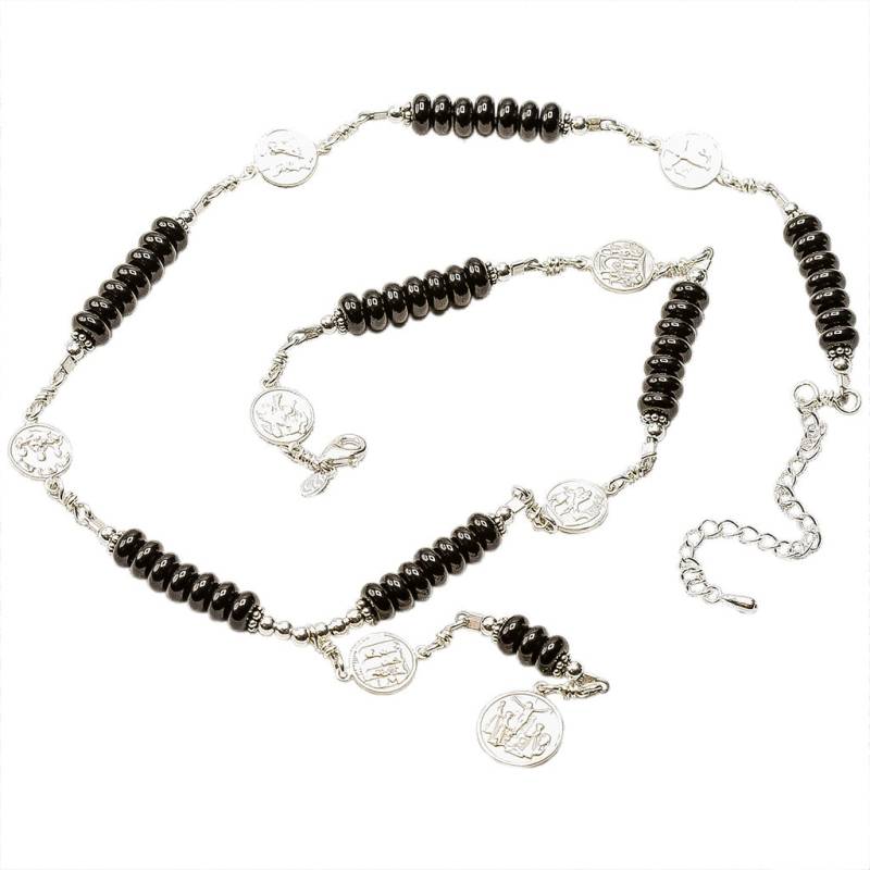 sterling Silber 7 Sorrows Rosenkranz Halskette Onyx 6mm Button Form, Small Medal Set von 7SorrowsRosaries