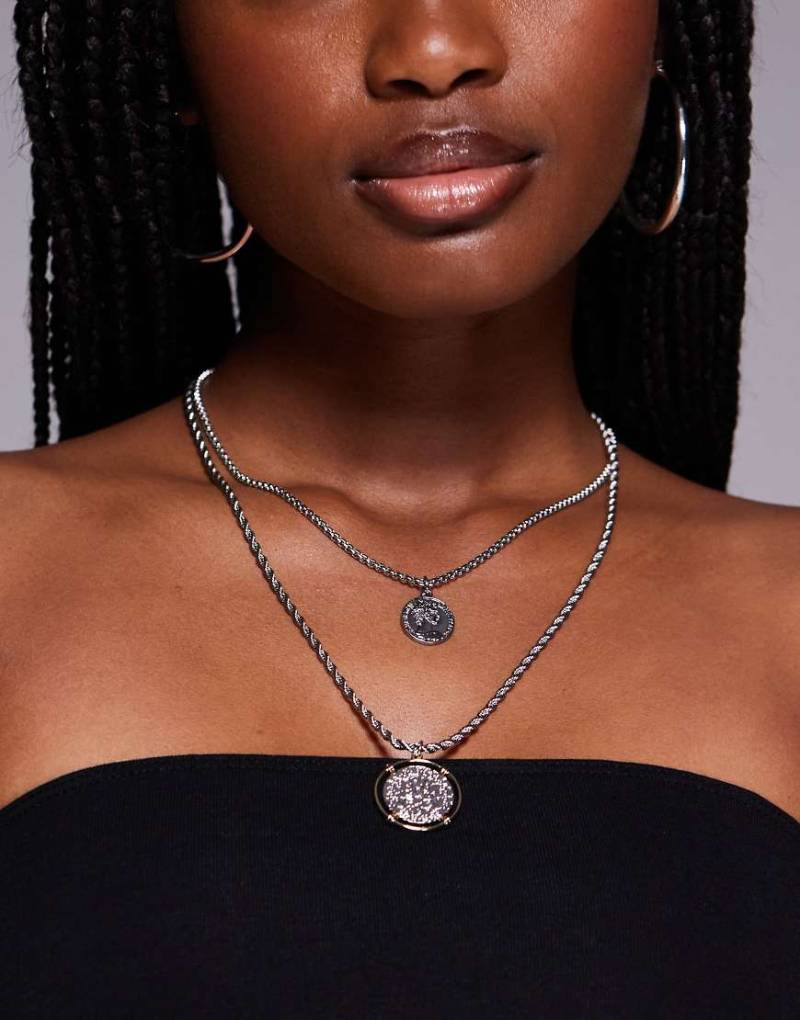 8 Other Reasons - Mehrlagige Halskette im Münzen-Design in Silberoptik von 8 Other Reasons