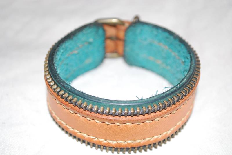 Türkis Leder Und Messing Armband Türkis Leder Und Messing Armband von 80sCUSTOM