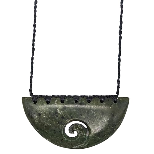 81stgeneration Kordel Halskette Halbkreis Brustplatte Maori Handgeschnitzte Nephrit-Jade für Damen von 81stgeneration