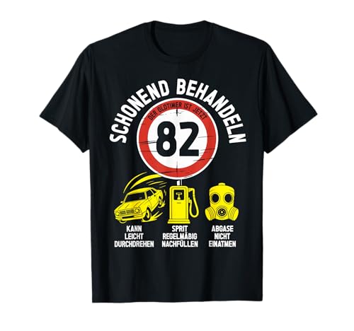82 Geburtstag Mann Geschenk Männer 82 Jahre Spruch Lustiges T-Shirt 82 Geburtstag Mann Geschenk Männer 82 Jahre Spruch Lustiges T-Shirt von 82. Geburtstag Geschenk Spruch Oldtimer 82 Jahre