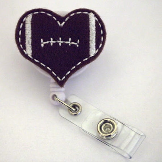 Liebe Fußball - Name Badge Holder Krankenschwestern Abzeichen Inhaber Hübsch Rollen Einziehbare Uid Brosche Rn Reel von 868shop