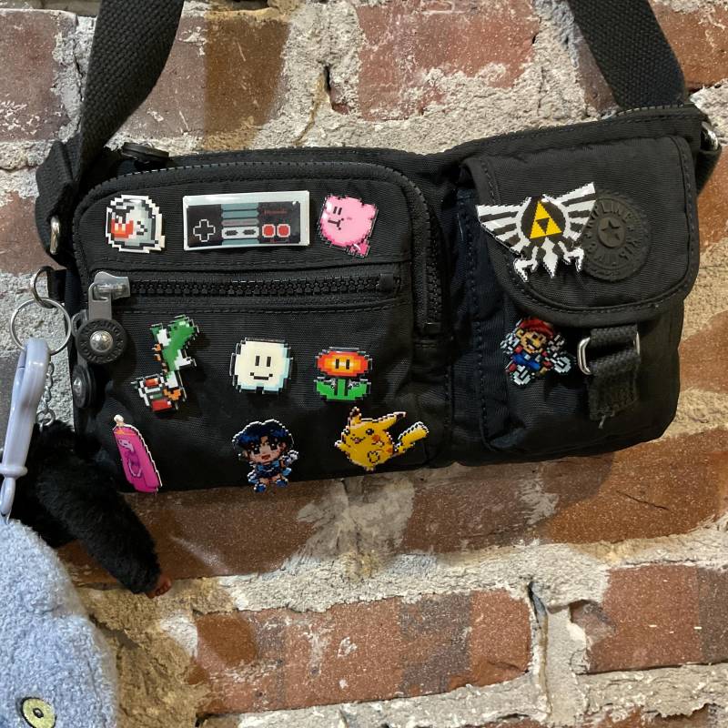 Super Mario World Lakitu's Wolke Pin // Hutnadel Krawattennadel Retro Anstecknadel Harzbeschichteter Schrumpfplastik Ähnlich Emaille von 8BitZero