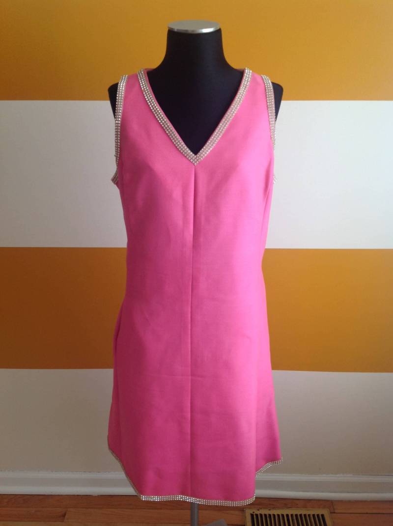 Rosa Kleid Mit Rinestones Rosa Kleid Mit Rinestones von 8ty4Vintage