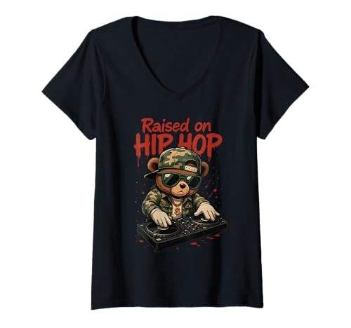 Damen Camouflage Rapper Teddybär Camo 80er Jahre Old School Hip Hop T-Shirt mit V-Ausschnitt Damen Camouflage Rapper Teddybär Camo 80er Jahre Old School Hip Hop T-Shirt mit V-Ausschnitt von 90s Hip Hop Rap Trap Music Artist Vintage Style