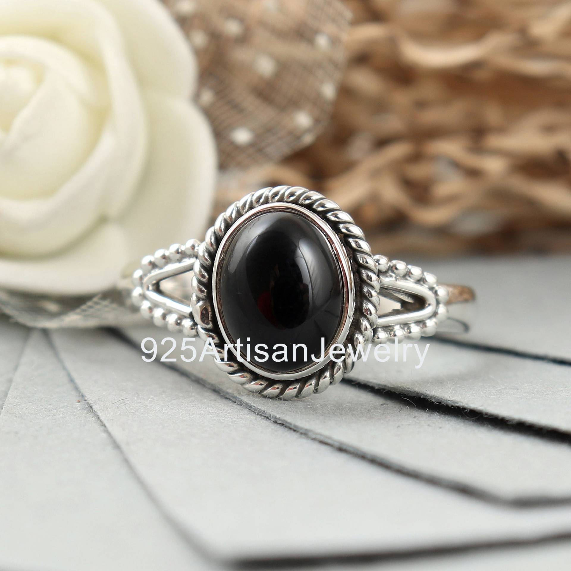 Dunkel Schwarzer Ring, 925 Sterling Silber Onyx Ovaler Edelstein Ring - Handgemachter Designer Oval Stein Geschenk Für Frauen von 925ArtisanJewelry