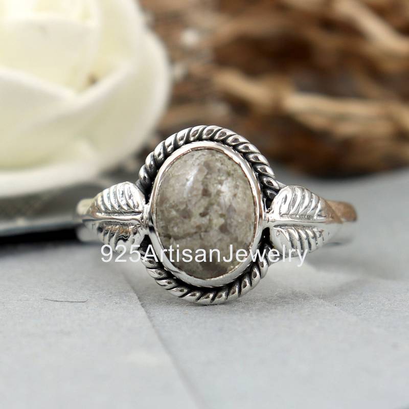 Natürlicher Rochen Fossil Ring, Ovaler Korallen 925 Silber Edelstein Frauen Boho Roségold Statement Ring von 925ArtisanJewelry