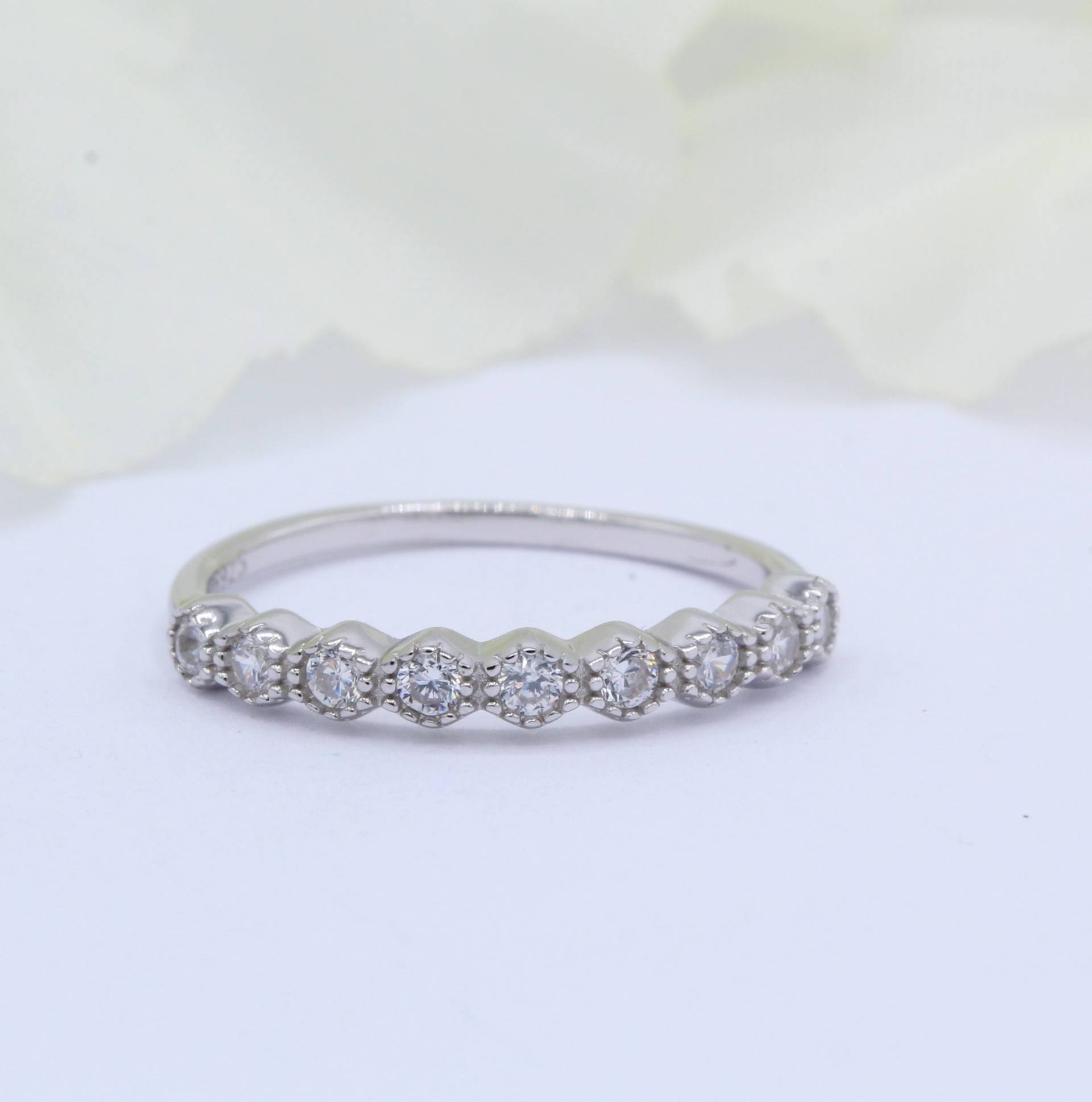 3mm Art Deco Eternity Lünette Rund Diamant Cz Band 925 Sterling Silber Daumen Ring Ehering Verlobung Braut Stapelring von 925SilverBridal