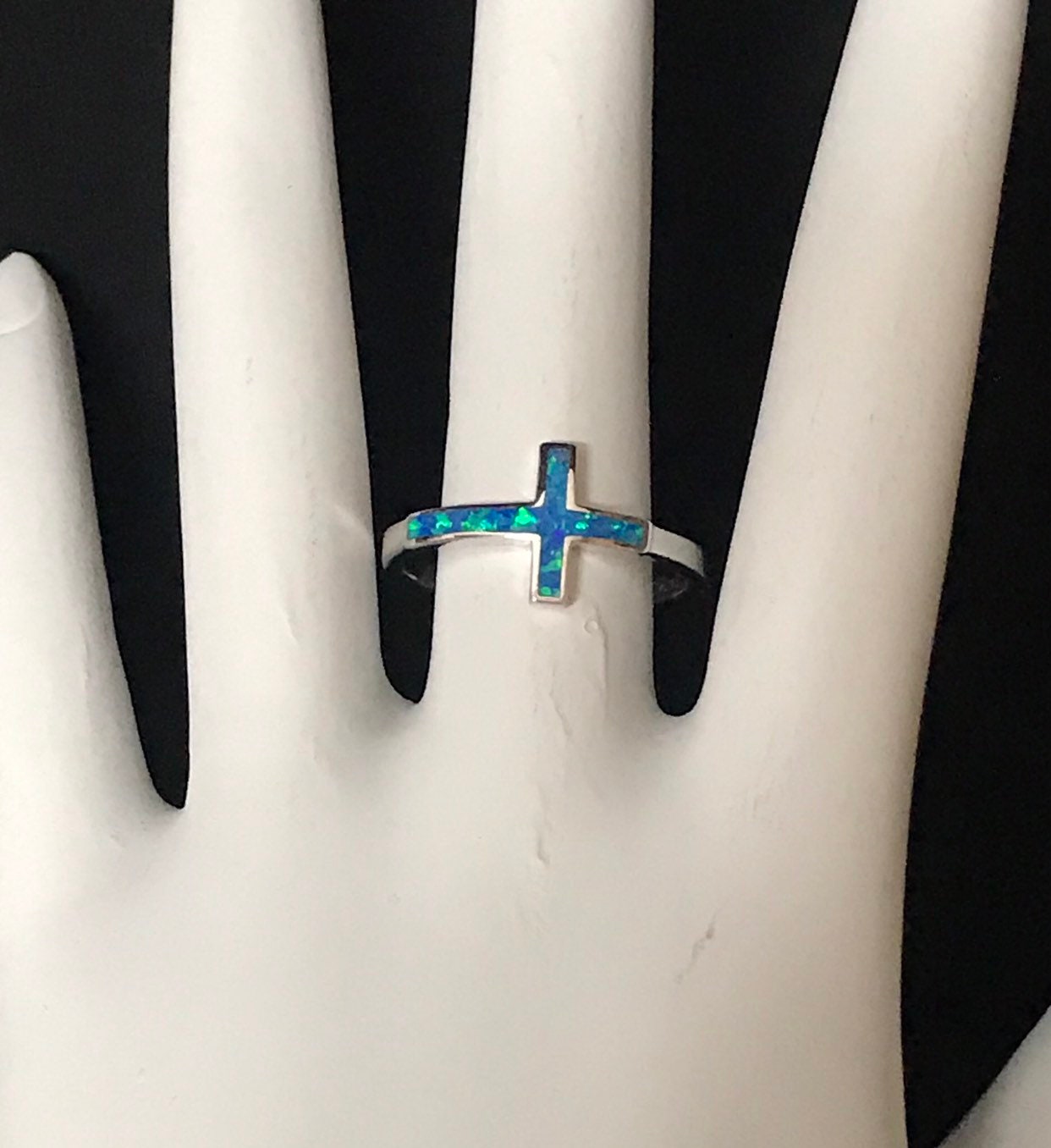 Süßer Blauer Feuer Opal Massiv 925 Sterling Silber Kreuz Ring Größe 6-9. Kostenloser Versand in Usa von 925usa