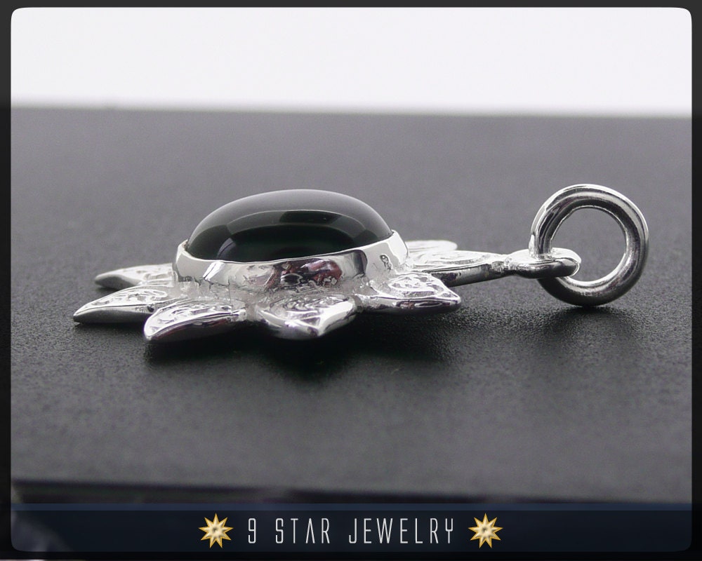 Sonnenblume - Sterling Silber 9 Sterne Bahai Anhänger Mit Ringsteinsymbol Aus Künstlichem Smaragd Bps12E Sonnenblume - Sterling Silber 9 Sterne Bahai Anhänger Mit Ringsteinsymbol Aus Künstlichem Smaragd Bps12E von 9StarJewelry