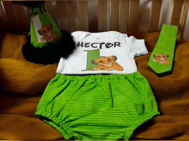4-Teiliges Geburtstags-Outfit 4-Teiliges Geburtstags-Outfit von 9teen8ighty4kk