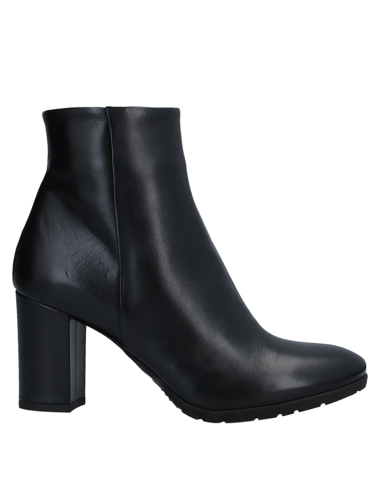 A&M COLLECTION Stiefelette Damen Schwarz von A&M COLLECTION