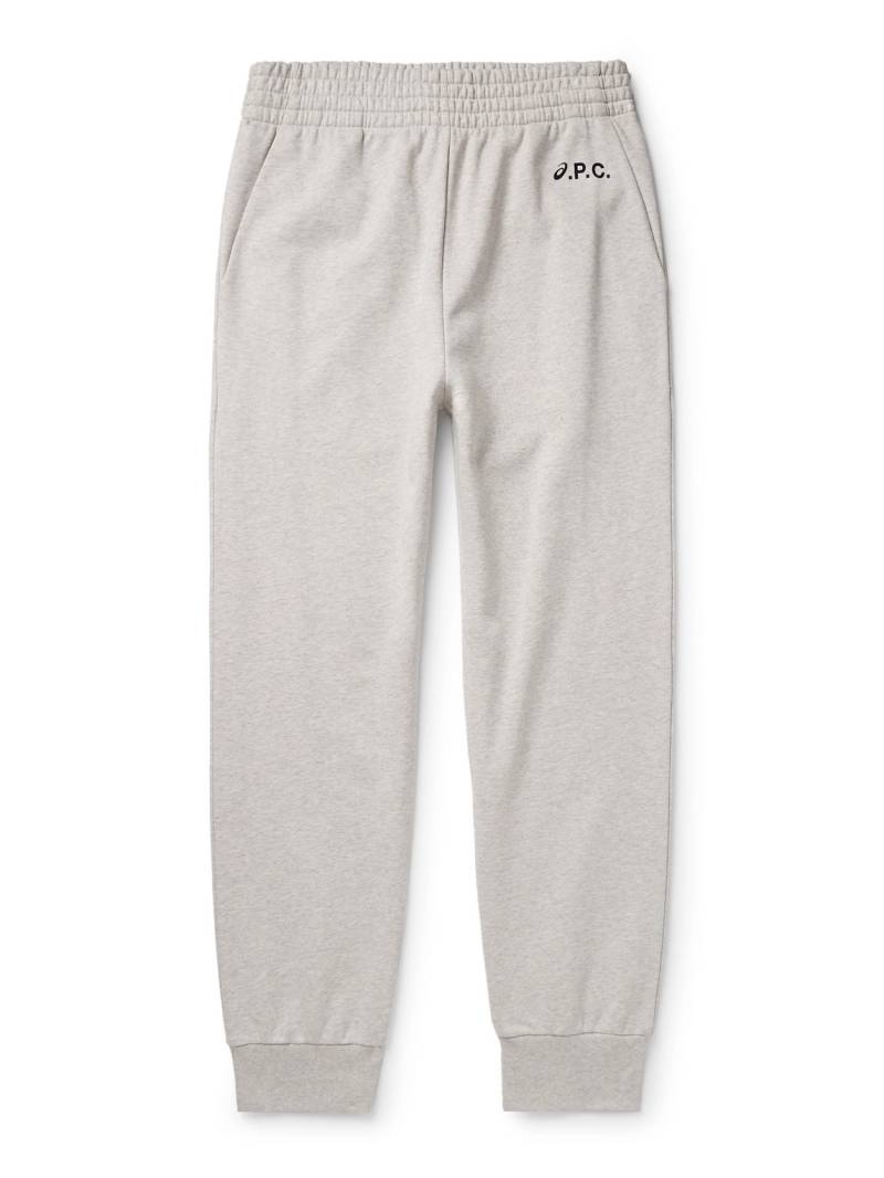 A.P.C. - ASICS Jogging Hill Tapered Logo-Print Organic Cotton-Jersey Sweatpants - Men - Gray - XL von A.P.C.