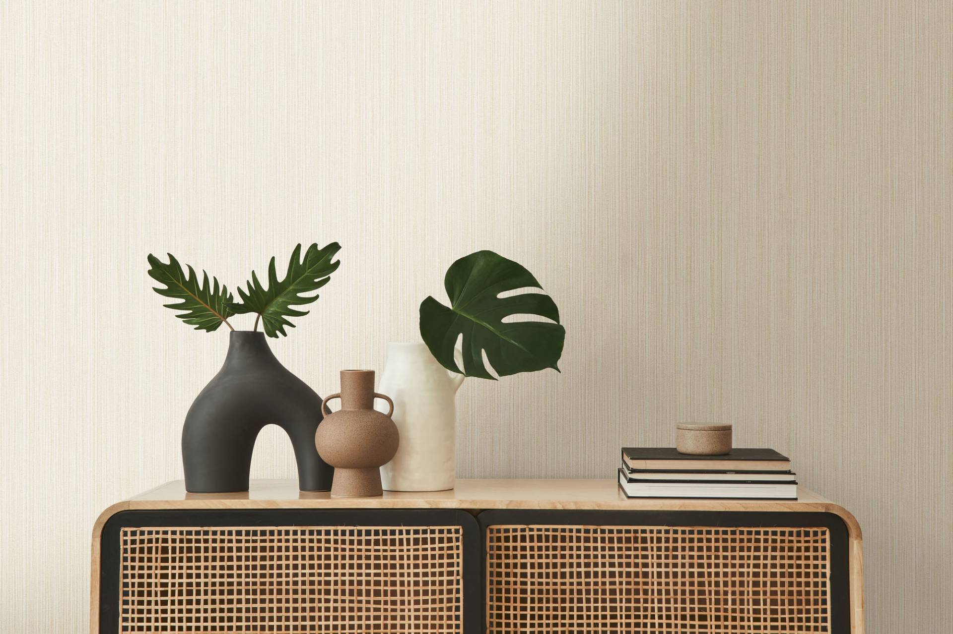 A.S. Création Vliestapete "THE BOS Streifen" abstrakt  gemustert  leicht glänzend leicht strukturiert Uni Glanzeffekt Tapeten Wohnzimmer Schlafzimmer Küche modern Flur Büro von A.S. Création