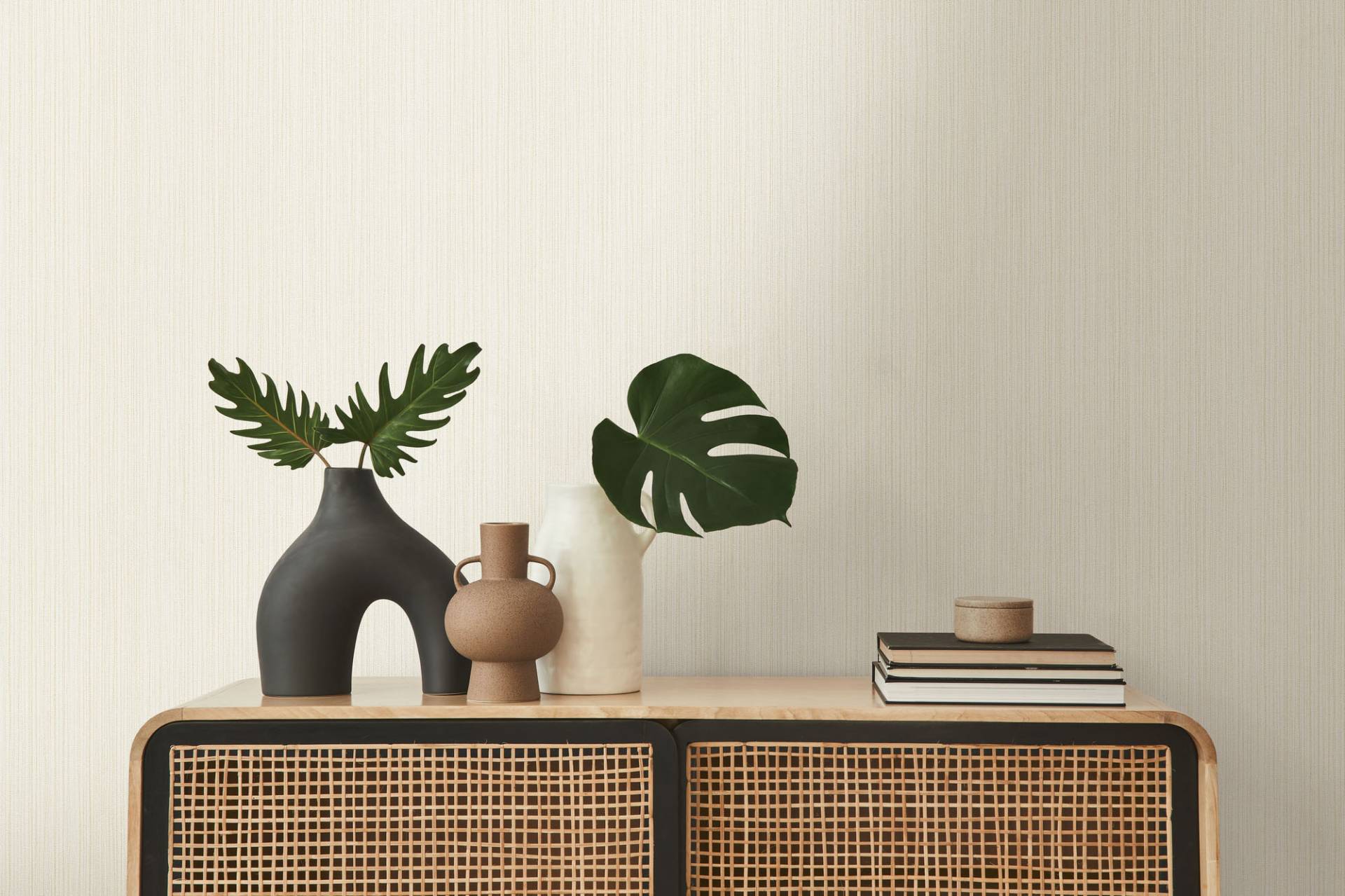 A.S. Création Vliestapete "THE BOS Streifen" abstrakt  gemustert  leicht glänzend leicht strukturiert Uni Glanzeffekt Tapeten Wohnzimmer Schlafzimmer Küche modern Flur Büro von A.S. Création