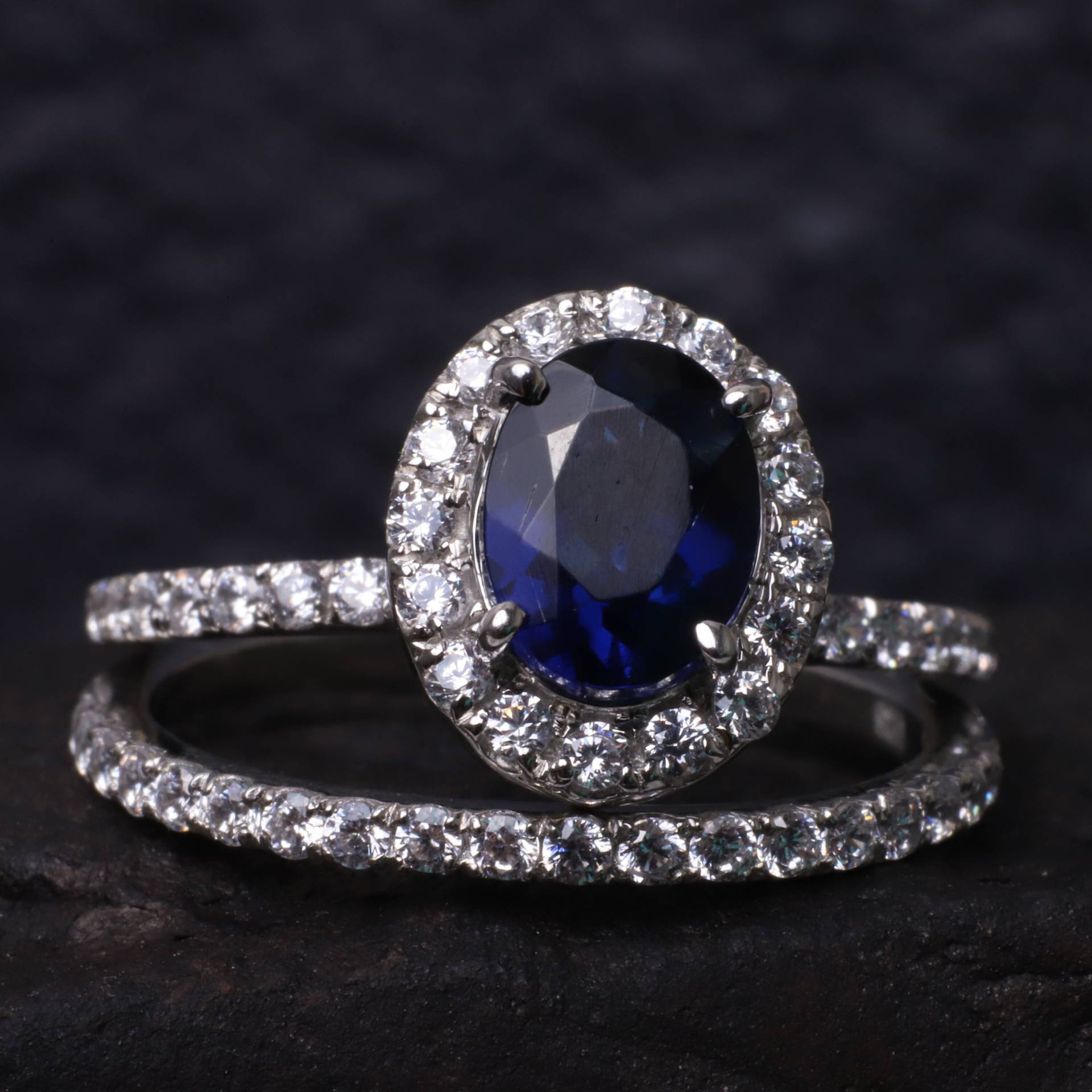 Lab Grown Royal Blue Oval Saphir Verlobungsring Set Ehering September Birthstone Ring Braut Versprechen Für Geschenk von A1Jewells