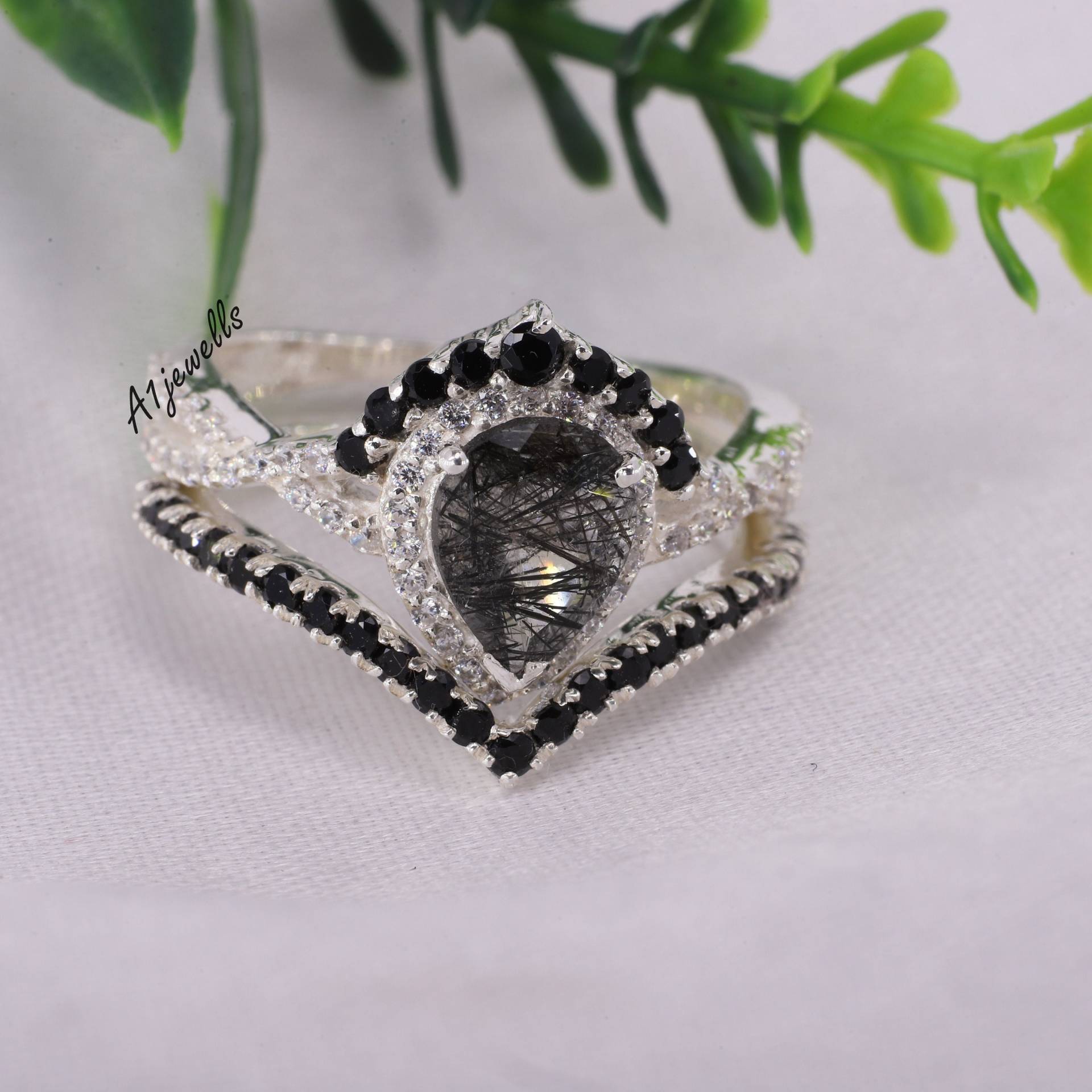 Schwarzer Rutil Quarz Und Onyx Verlobungsring Set Birnenförmige Stein Ring 925 Silber Ehering von A1Jewells