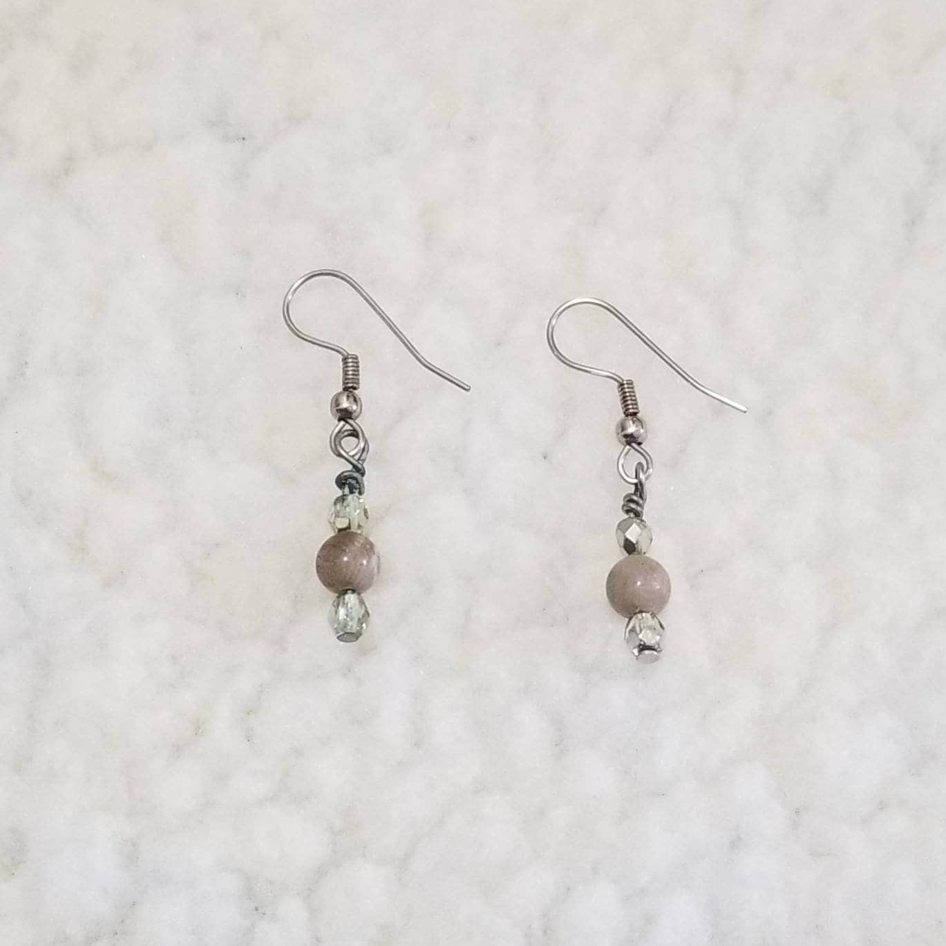 Petoskey Stein & Kristall Perlen Fisch Haken Ohrringe Hand Gefertigt von A2UrbanvixenArt