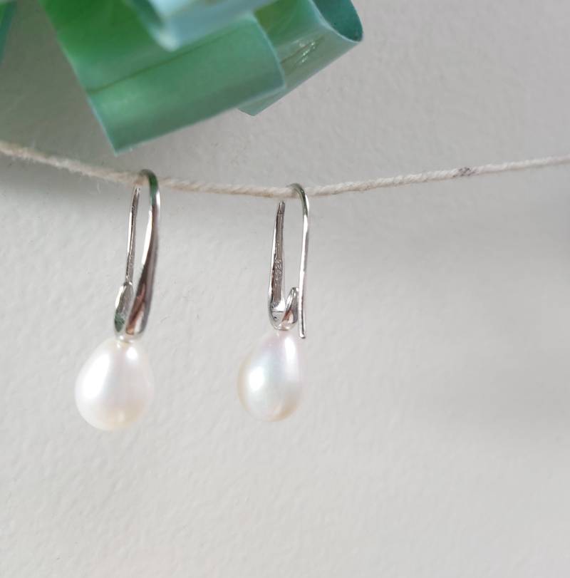 Neu Handgemachte 9-10mm & 10-11mm Tropfen Süßwasserperle in Sterling Silber Ohrhänger | 2Options von AAAAhandmade