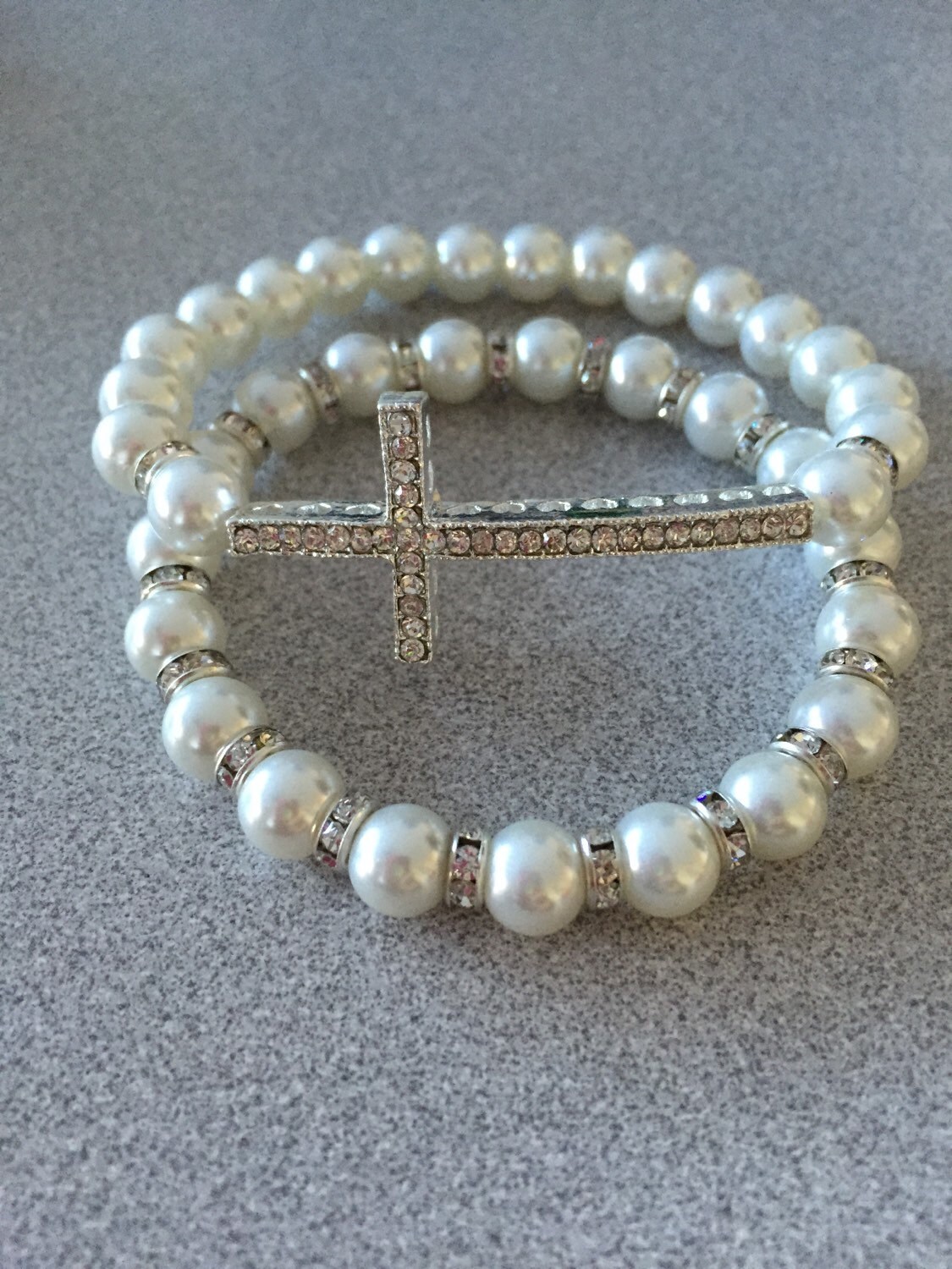 Perle Seitlich Kreuz Armband Set Geschenk Für Mama, Oma, Mutter Im Recht Edel Urlaub Preiswert Perle Seitlich Kreuz Armband Set Geschenk Für Mama, Oma, Mutter Im Recht Edel Urlaub Preiswert von AAAccessorize