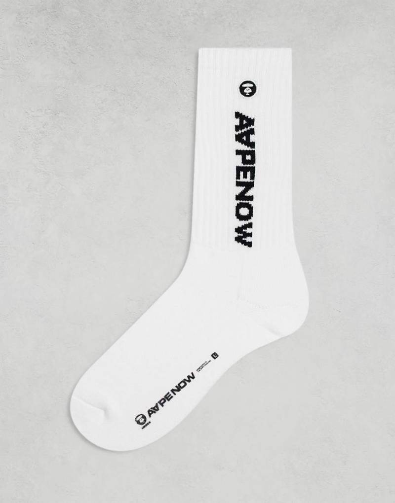 AAPE BY A BATHING APE - Socken in Weiß von AAPE BY A BATHING APE®