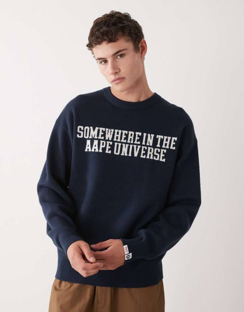 AAPE BY A BATHING APE - Strickpullover in Marineblau mit Logomotiv auf Brust und Rücken von AAPE BY A BATHING APE®