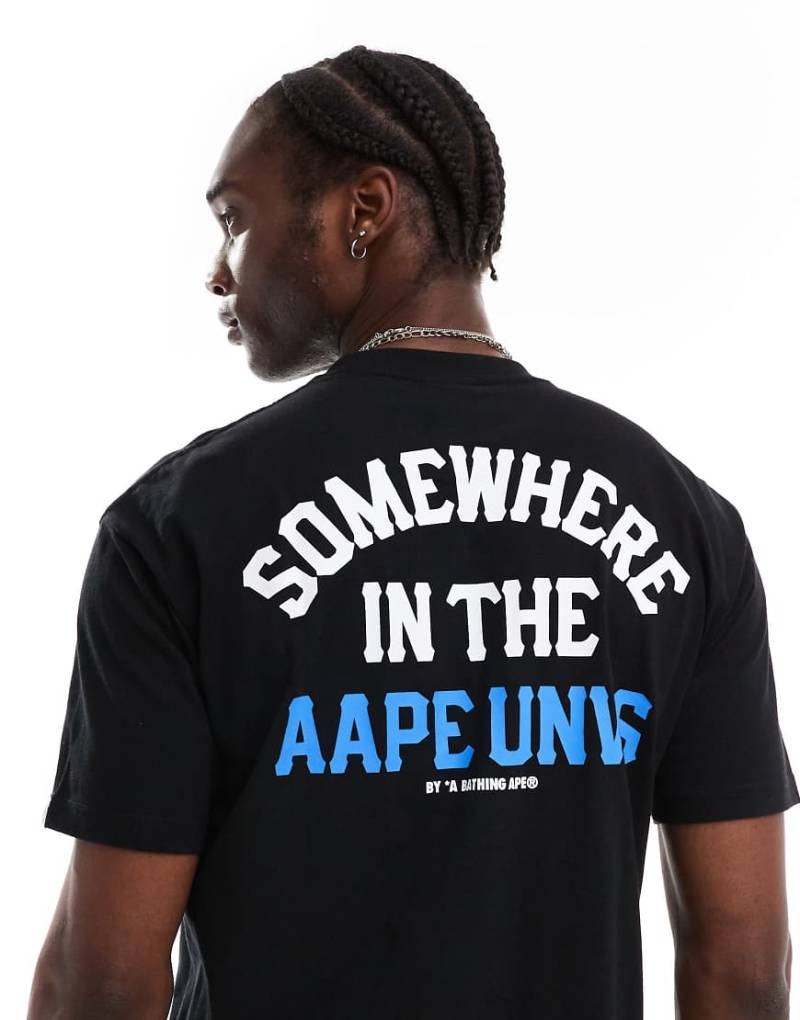 AAPE BY A BATHING APE - T-Shirt in Schwarz mit Logo und Military-Rückenprint von AAPE BY A BATHING APE®