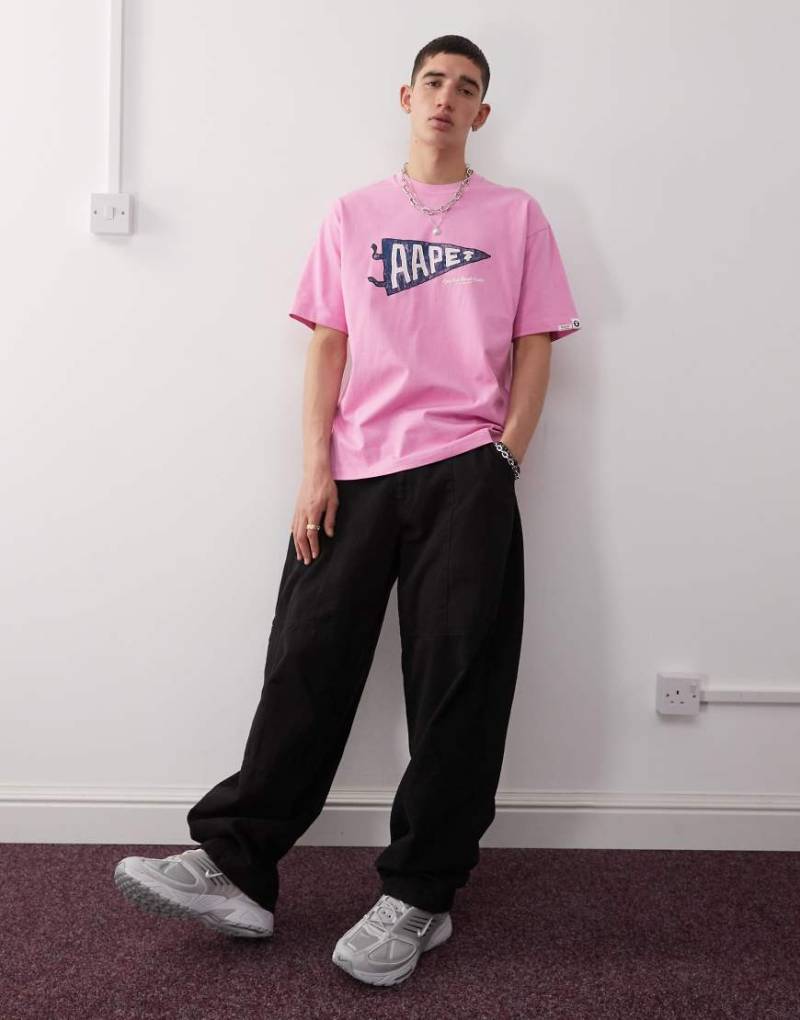 AAPE By A Bathing Ape - T-Shirt in Rosa mit mehreren Logos von AAPE BY A BATHING APE®
