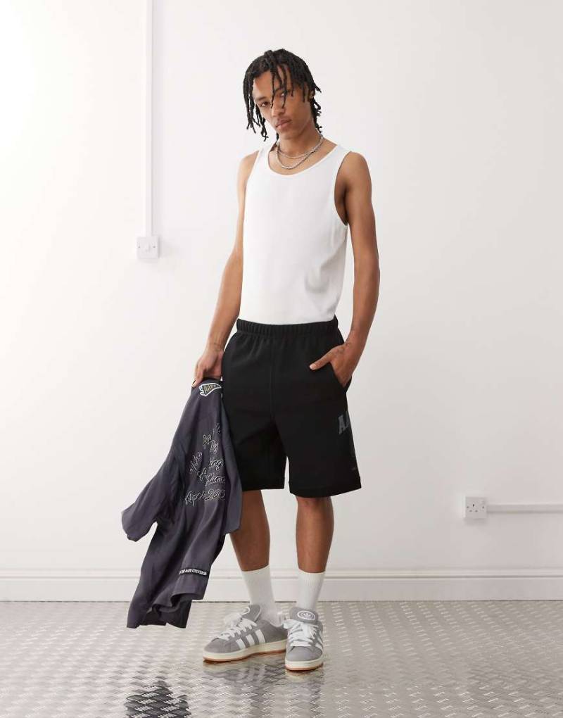 AAPE by A BATHING APE - Sweatshorts in Schwarz mit Logo von AAPE BY A BATHING APE®