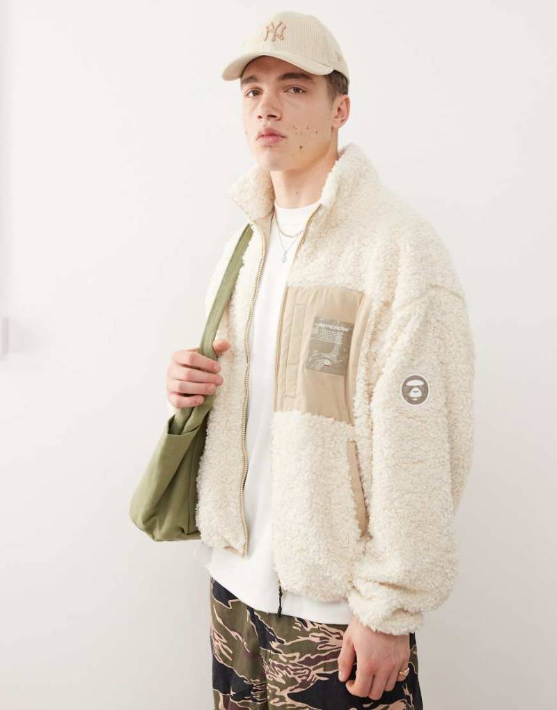 Aape By A Bathing Ape - Fleece-Sweatshirt in Beige mit Logo-Neutral von AAPE BY A BATHING APE®
