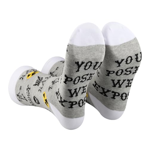 AATOP 2 Paar Radiologen Socken x Ray Tech Abschluss-Geschenk Radiologie Tech Socken Dankeschön Geschenk You Pose We Expose Xray Tech Socken, POSE WE EXPOSE SUK, One size von AATOP