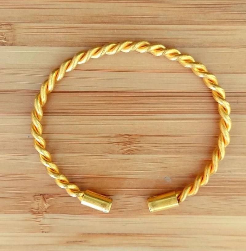 24K Gold Armreif - Gold Twisted Armspange Verstellbare Große Großes Armband Pure von AAurous
